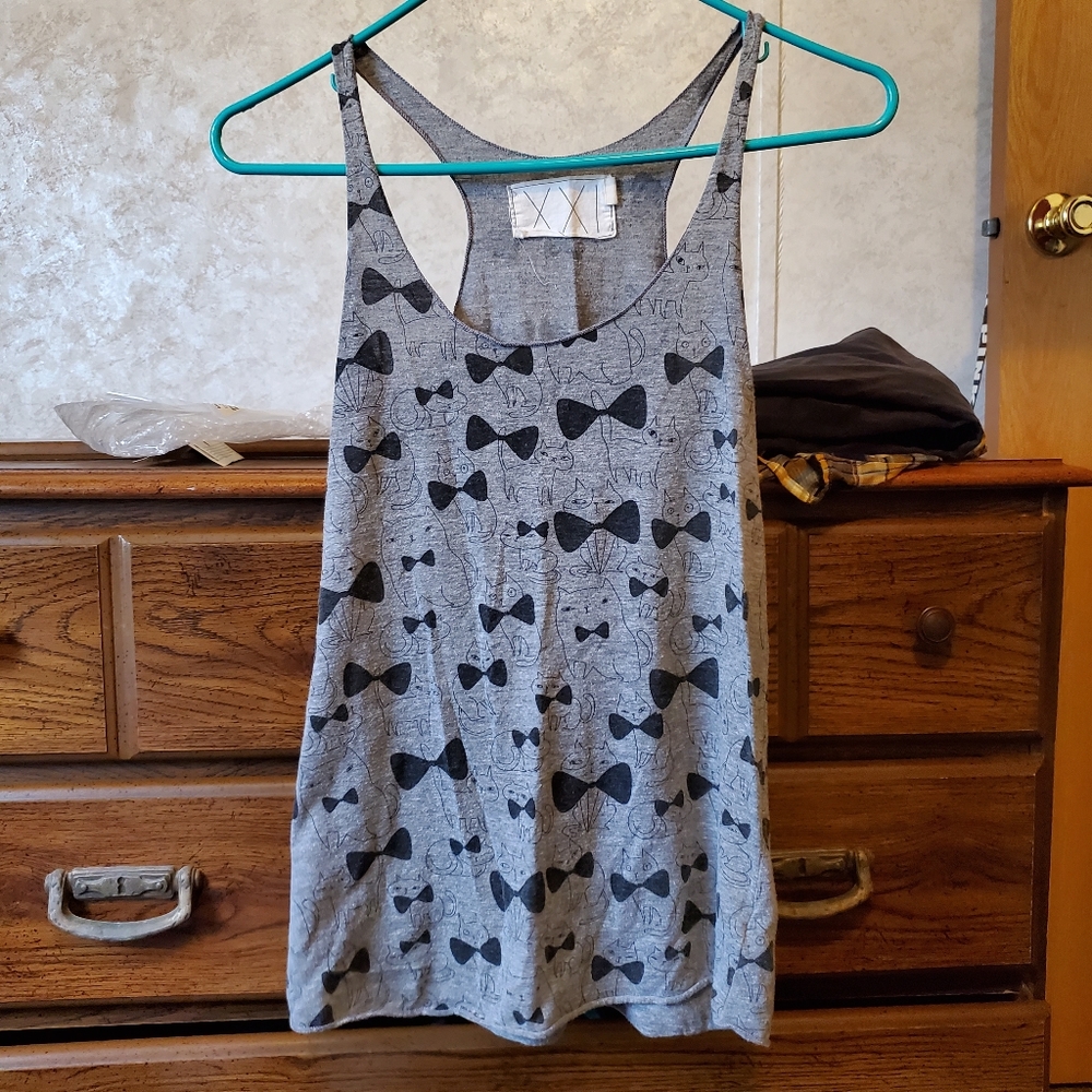 Forever 21 tank